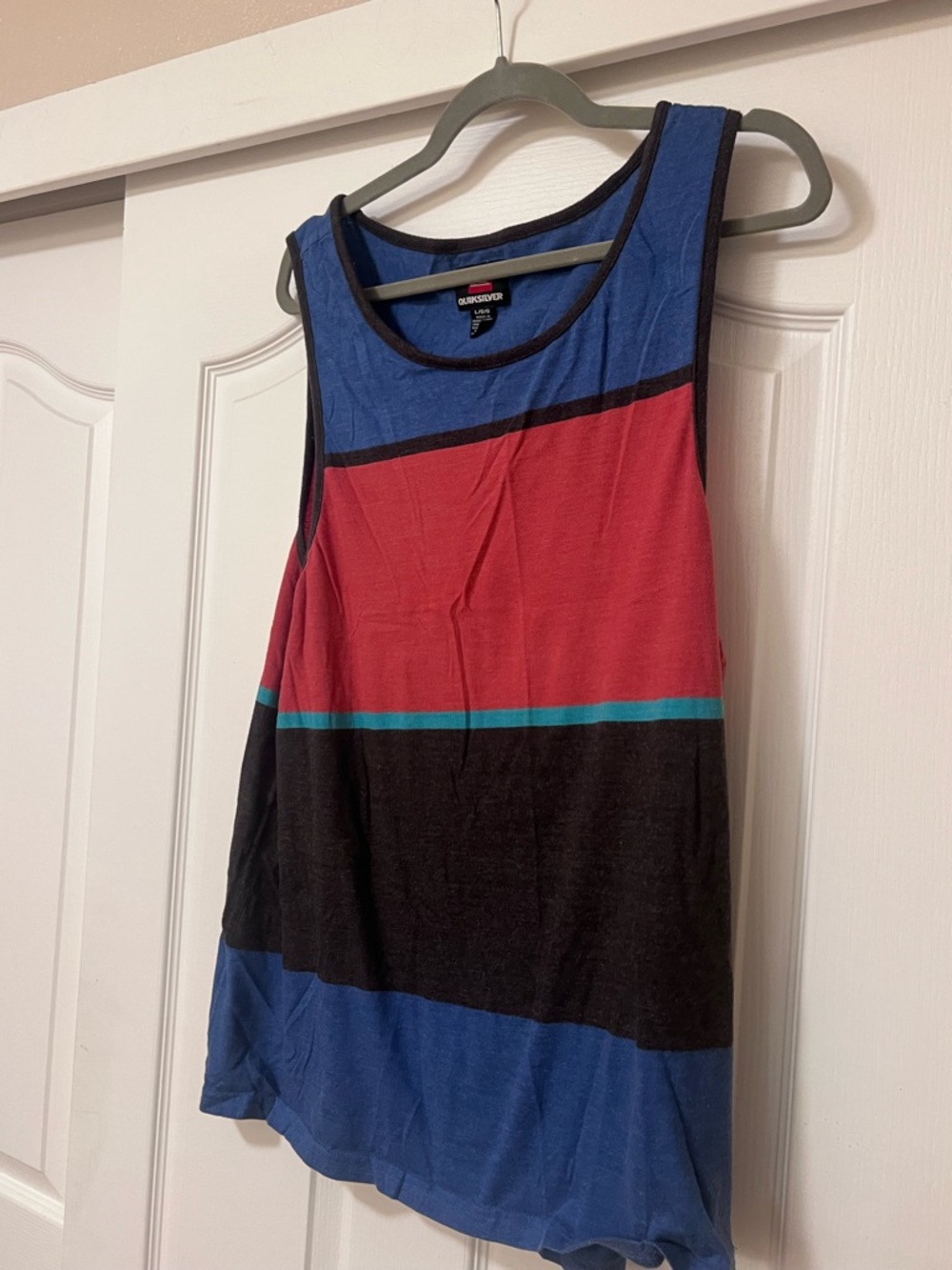 Quicksilver Tank Top - Blue, Red, Black - men’s large - Picture 3 of 4
